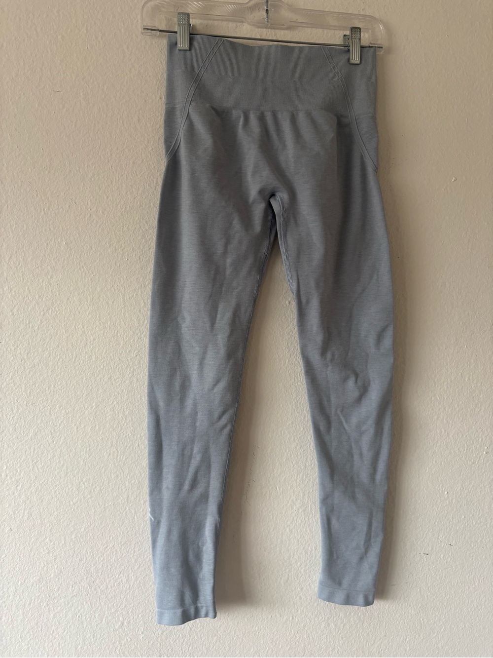 Oner Active light grey Effortless scrunch leggings